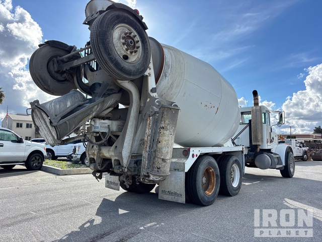 CAMIóN REVOLVEDOR 2011 PETERBILT MCNEILUS 11 CYD