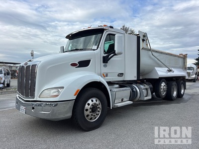 2017 Peterbilt 375 8x4 8x4 Tipper Truck