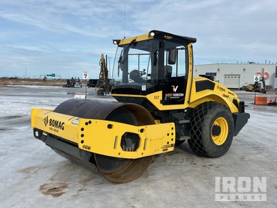 2019 Bomag BW211D-5 Smooth Drum Compactor