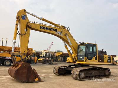 2019 Komatsu PC300-8M0 Pelle Hydraulique sur Chenilles