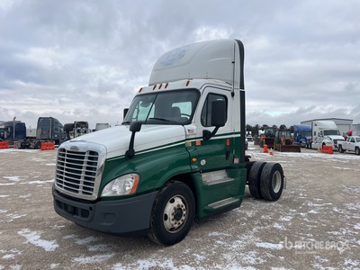 2018 Freightliner Cascadia 125 4x2 S/A Day Cab Truck Tractor