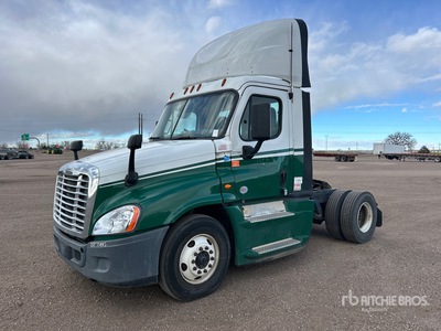 2017 Freightliner Cascadia 125 4x2 S/A Day Cab Truck Tractor