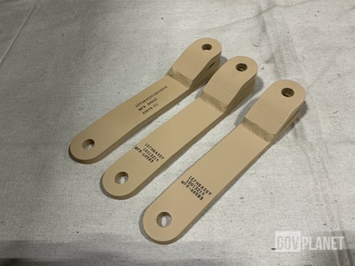 (19) General Dynamics 10013210 Vehicular Components Brackets