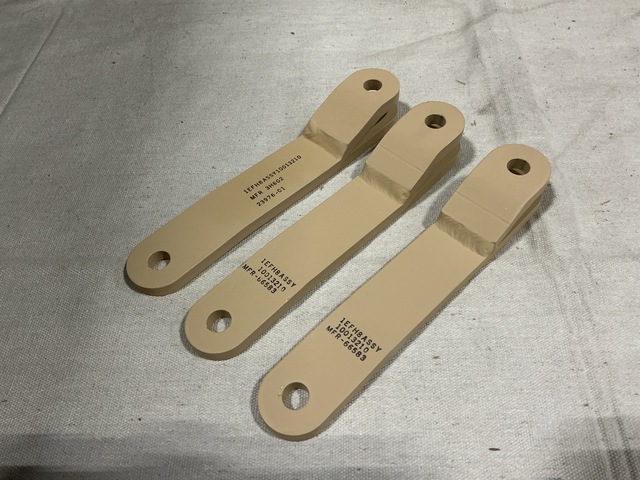 (19) General Dynamics 10013210 Vehicular Components Brackets