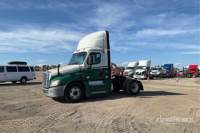 2017 Freightliner Cascadia 125 4x2 S/A Day Cab Truck Tractor