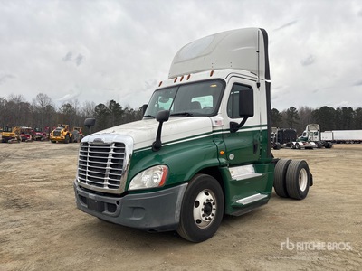 2017 Freightliner Cascadia 125 4x2 S/A Day Cab Truck Tractor