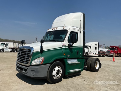 2017 Freightliner Cascadia 125 4x2 S/A Day Cab Truck Tractor
