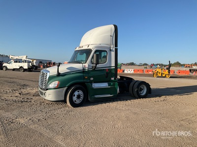 2017 Freightliner Cascadia 125 4x2 Cabeza Tractora Cabina Corta