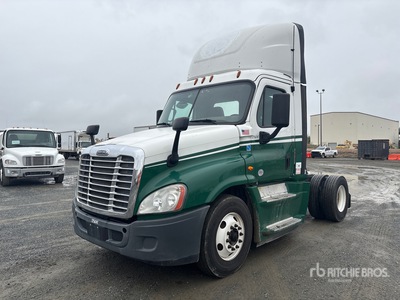 2016 Freightliner Cascadia 125 4x2 S/A Day Cab Truck Tractor