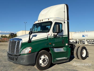 2016 Freightliner Cascadia 125 4x2 S/A Day Cab Truck Tractor