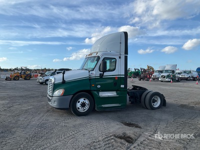 2016 Freightliner Cascadia 125 4x2 S/A Day Cab Truck Tractor