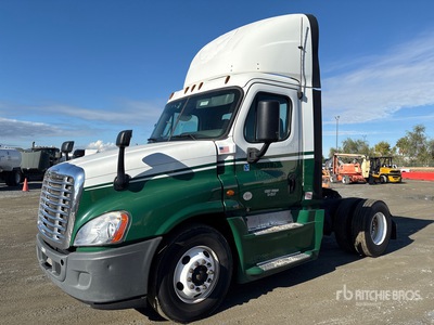 2016 Freightliner Cascadia 125 4x2 S/A Day Cab Truck Tractor