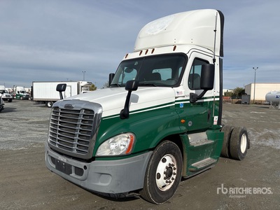 2016 Freightliner Cascadia 125 4x2 S/A Day Cab Truck Tractor