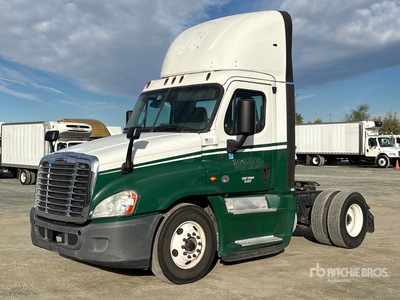 2016 Freightliner Cascadia 125 4x2 S/A Day Cab Truck Tractor