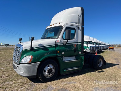 2016 Freightliner Cascadia 125 4x2 Cabeza Tractora Cabina Corta