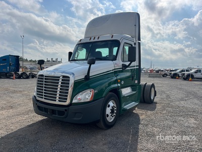 2018 Freightliner Cascadia 125 Day Cab Truck Tractor