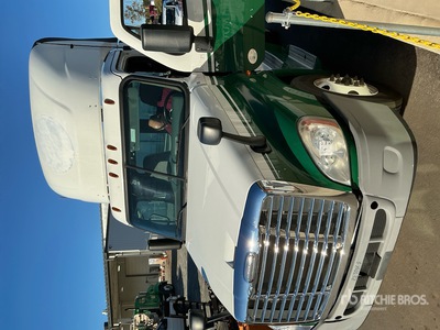 2017 Freightliner Cascadia 125 S/A Day Cab Truck Tractor