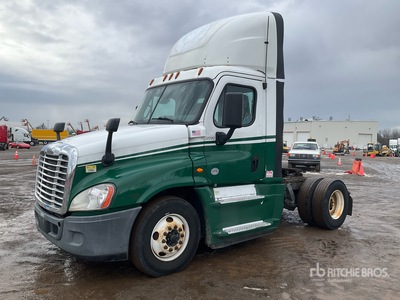 2017 Freightliner Cascadia 125 4x2 S/A Day Cab Truck Tractor