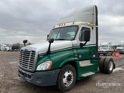 2017 Freightliner Cascadia 125 4x2 S/A Dagcabine Trekker