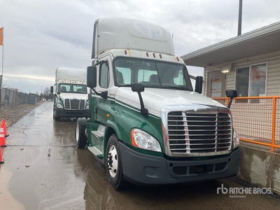 2017 Freightliner Cascadia 125 S/A Day Cab Truck Tractor
