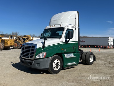 2017 Freightliner Cascadia 125 4x2 S/A Day Cab Truck Tractor