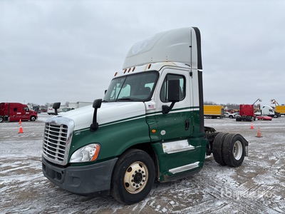 2017 Freightliner Cascadia 125 4x2 S/A Day Cab Truck Tractor