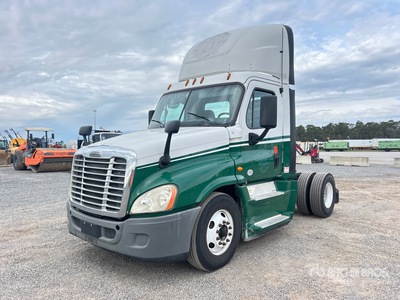 2016 Freightliner Cascadia 125 4x2 Tracteur Routier