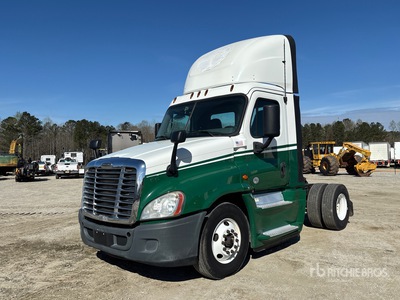 2016 Freightliner Cascadia 125 4x2 S/A Day Cab Truck Tractor