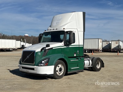 2017 Volvo VNL42T300 4x2 Tracteur Routier