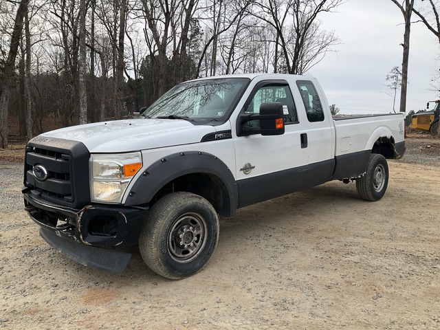 2012 Ford F-250 XL 4x4 Extended Cab Pickup