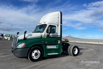 2016 Freightliner Cascadia 125 4x2 S/A Day Cab Truck Tractor