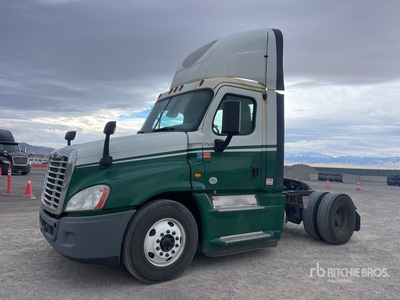 2016 Freightliner Cascadia 125 4x2 S/A Day Cab Truck Tractor