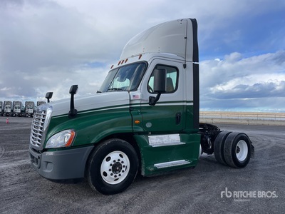 2015 Freightliner Cascadia 125 4x2 Tracteur Routier