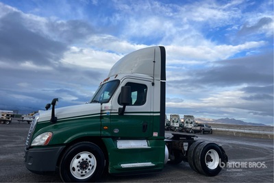 2018 Freightliner Cascadia 125 4x2 S/A Day Cab Truck Tractor