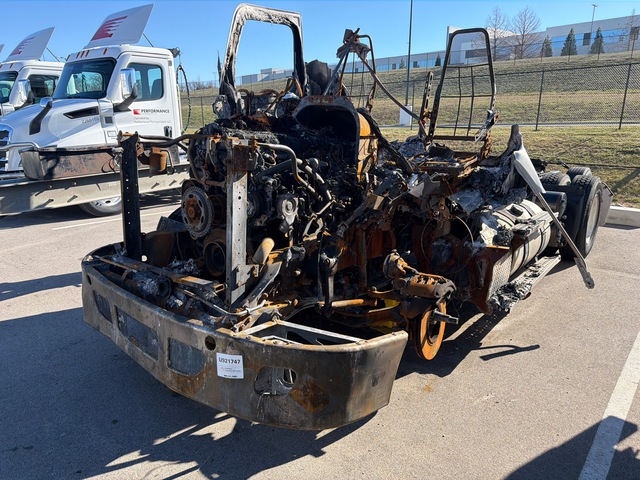 2019 Freightliner CA113DC 6x4 T/A Day Cab Truck Tractor (Inoperable)