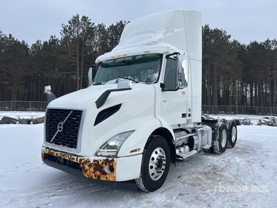 2019 Volvo VNR300 6x4 Ciągnik siodłowy T/A z kabiną dzienną