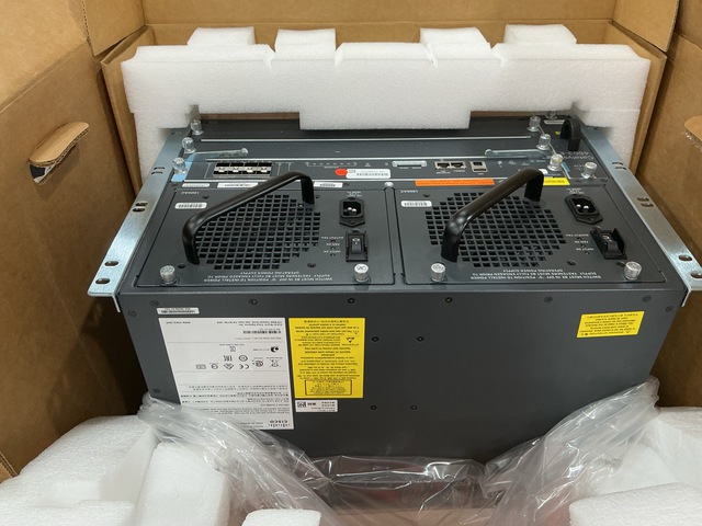 (2) Cisco Switch Chassis (2) Cisco Switch Chassis