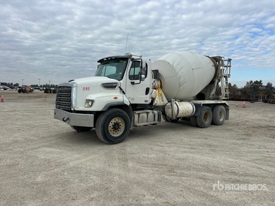 2015 Freightliner 114SD 6x4 Mixer Truck