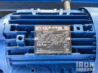 Dual Moyno Pump System Dual Moyno Pump System Poly FLT Pump System in covered cabinet Varios, Bomba (Inoperable)