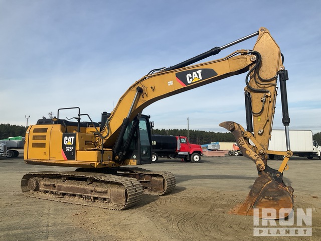 EXCAVADORA 2016 CATERPILLAR 323FL