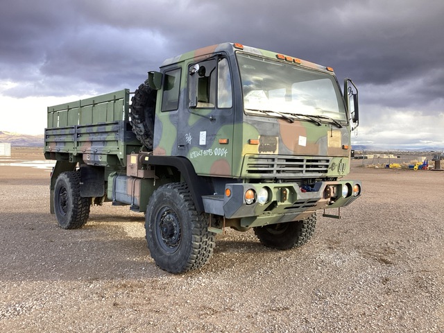 2003 Stewart & Stevenson M1078A1 LMTV 4x4 Cargo Truck