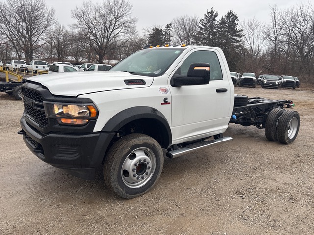 2024 Ram 5500 4x4 Cab and Chassis (Unused)