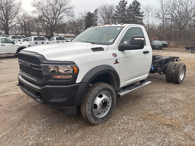 2024 Ram 5500 4x4 Cab and Chassis (Unused)