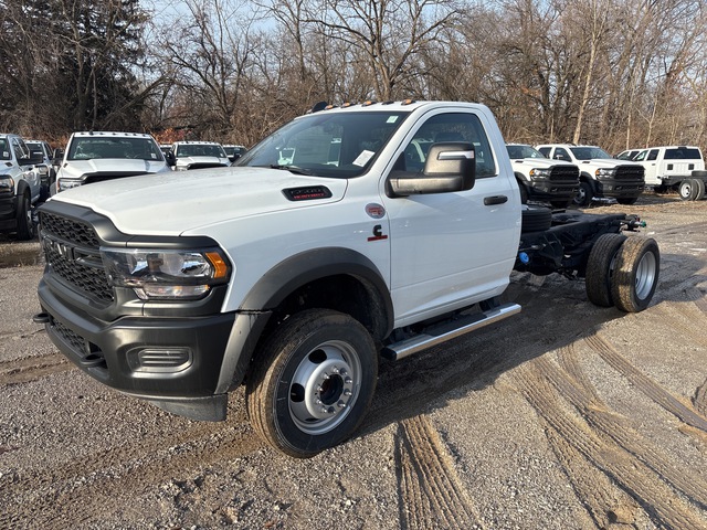 2024 Ram 5500 4x4 Cab and Chassis (Unused)