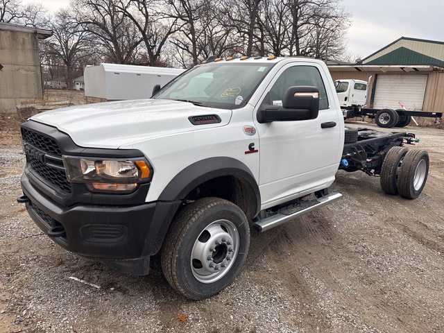 2024 Ram 5500 4x4 Cab and Chassis (Unused)