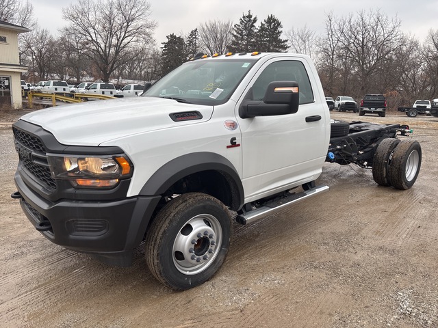 2024 Ram 5500 4x4 Cab and Chassis (Unused)