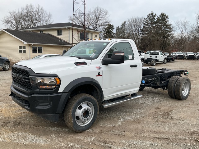 2024 Ram 5500 4x4 Cab and Chassis (Unused)