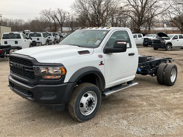 2024 Ram 5500 4x4 Cab and Chassis (Unused)
