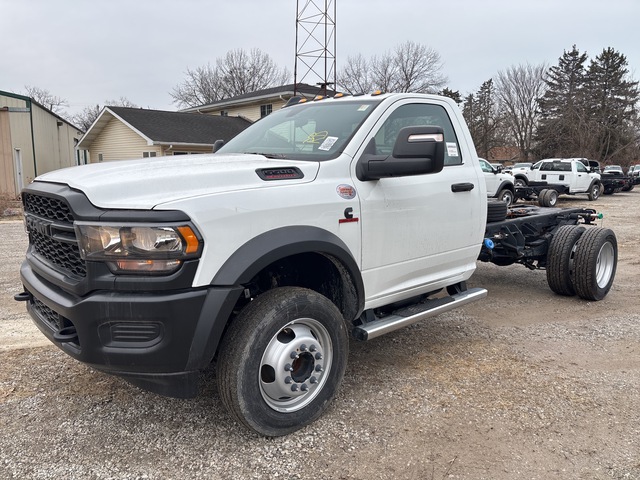 2024 Ram 5500 4x4 Cab and Chassis (Unused)