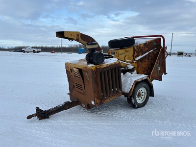 2010 Vermeer Trailer Mounted Wood Chipper